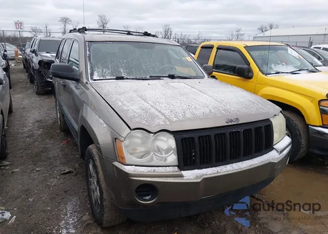 2005 Jeep Grand Cherokee Laredo from USA, damaged, VIN 1J4GR48K55C697411
